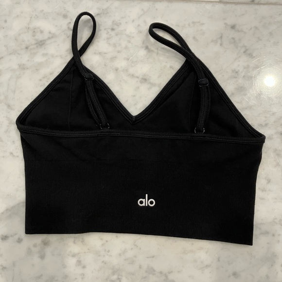 ALO YOGA Seamless Winter Warm Plush Delight Bra - Picture 5 of 8